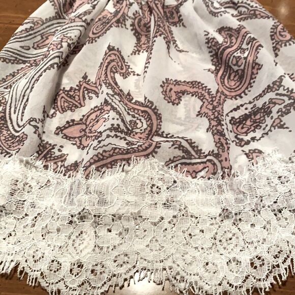 Loft Bell Sleeve Sheer Paisley Lace Blouse‎ M NWT - Picture 6 of 9